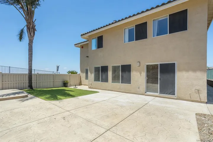 2168 Pointe Parkway, Spring Valley, California 91978