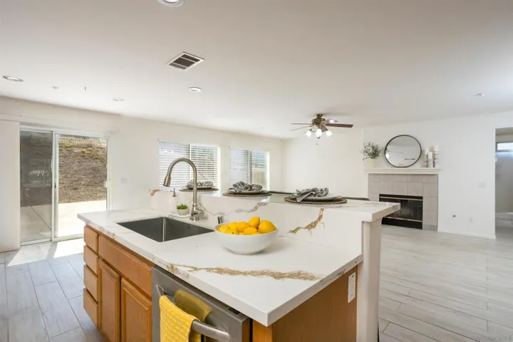 2168 Pointe Parkway, Spring Valley, California 91978