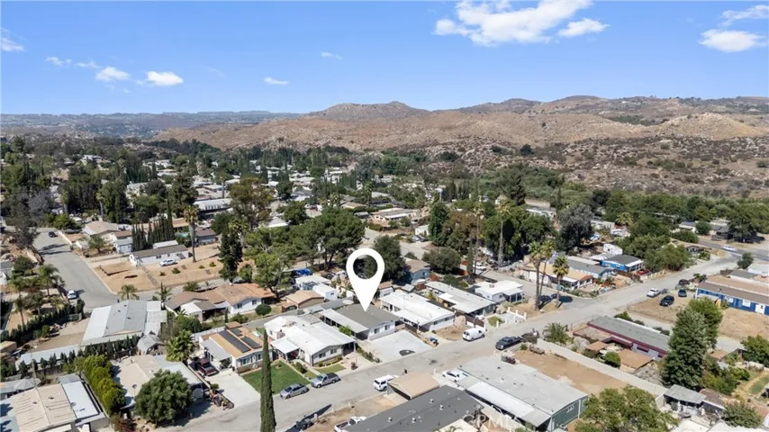 Off Gavilan Rd