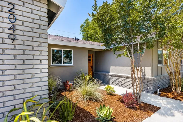 2049 Wickshire Avenue, Hacienda Heights, California 91745