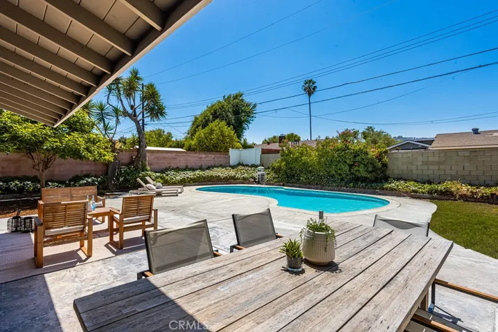 2049 Wickshire Avenue, Hacienda Heights, California 91745