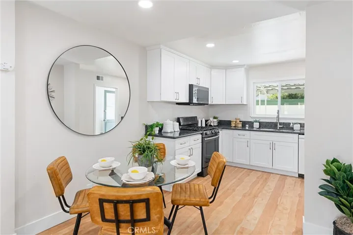 8236 Henderson, Buena Park, California 90621