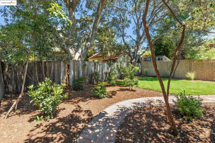 1635 Ocean View, Kensington, California 94707
