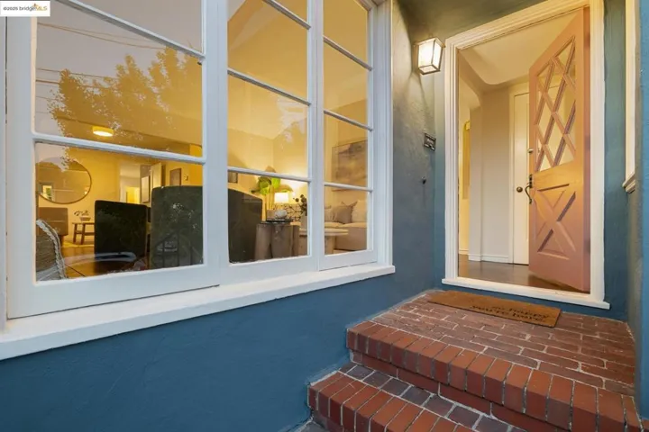 1635 Ocean View, Kensington, California 94707