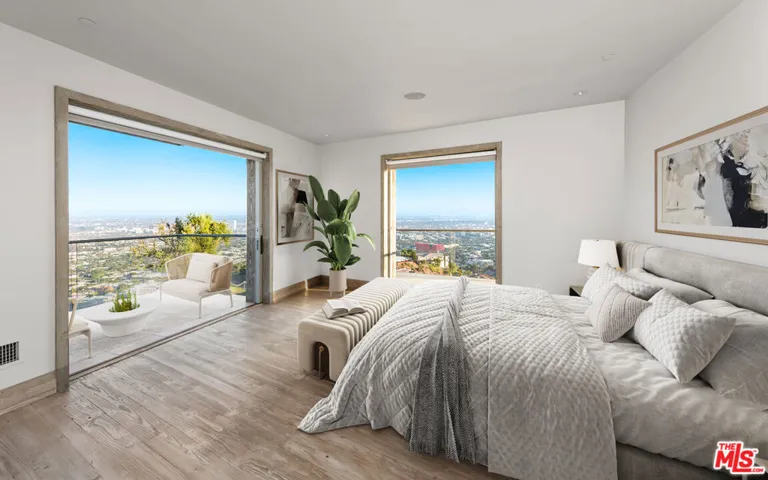 Virtually staged photo