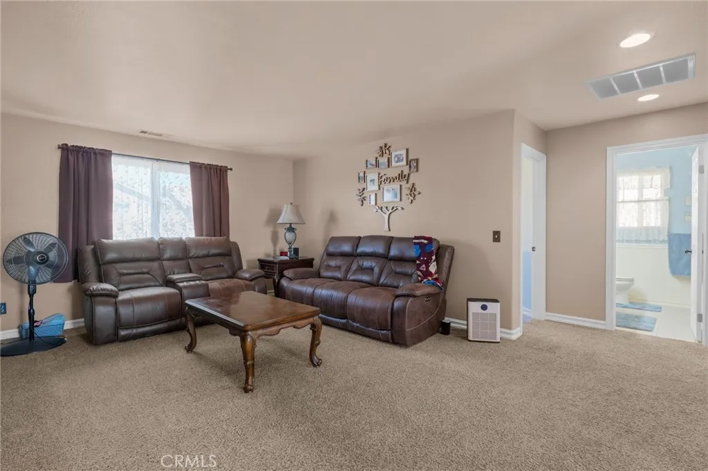 12776 Berrydale Street, Victorville, California 92392 home-pic-17