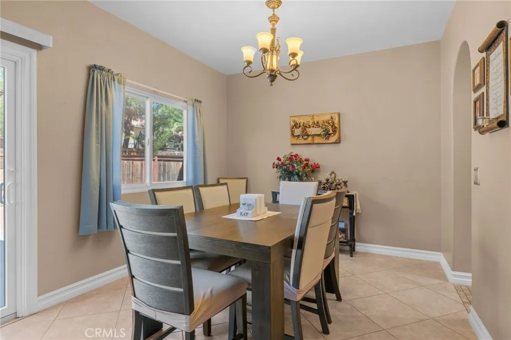 12776 Berrydale Street, Victorville, California 92392 home-pic-8