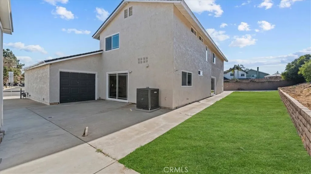 2408 S Taylor Place, Ontario, California 91761 home-pic-21