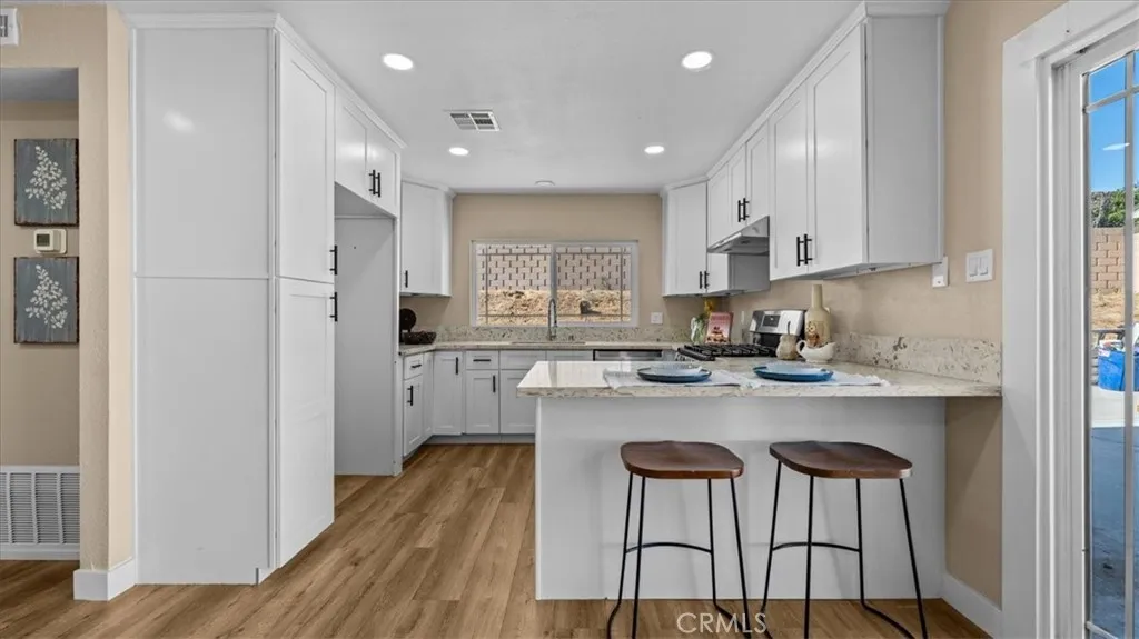 2408 S Taylor Place, Ontario, California 91761 home-pic-9