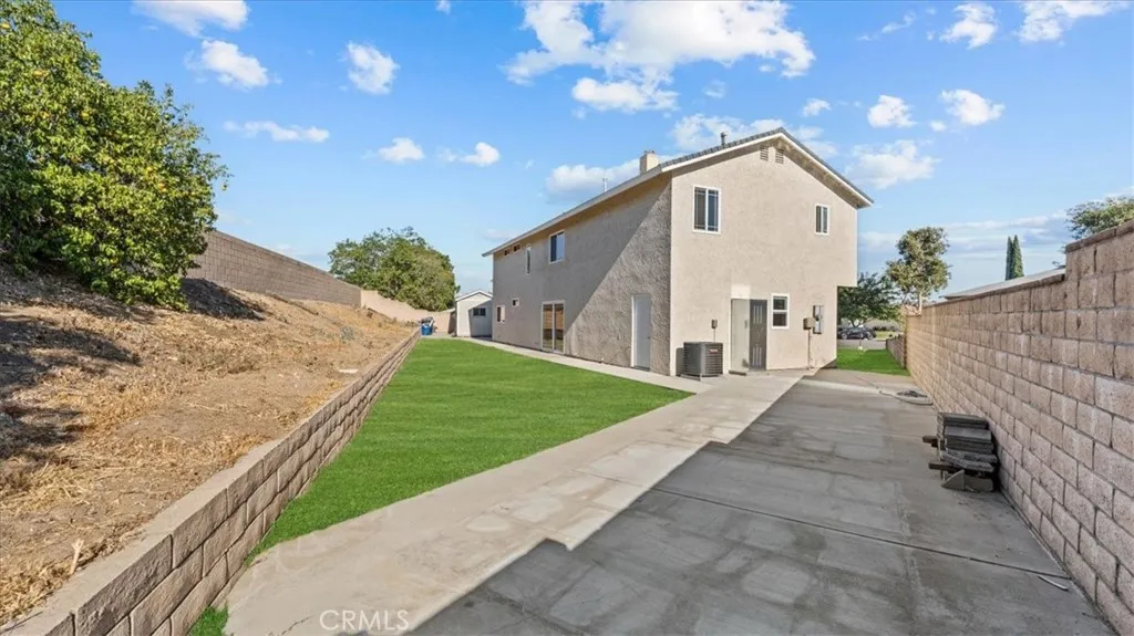 2408 S Taylor Place, Ontario, California 91761 home-pic-23