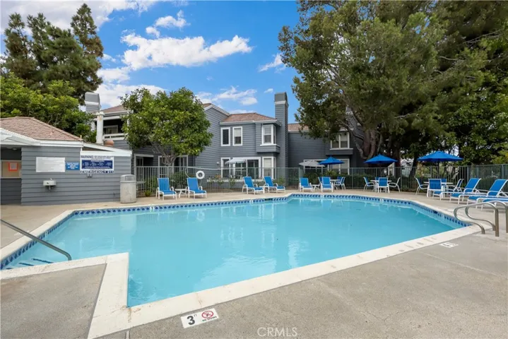 182 Westport 104, Newport Beach, California 92660