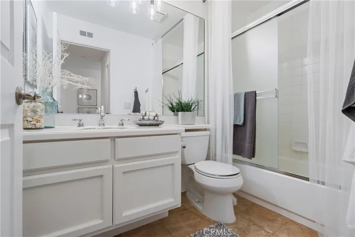 182 Westport 104, Newport Beach, California 92660