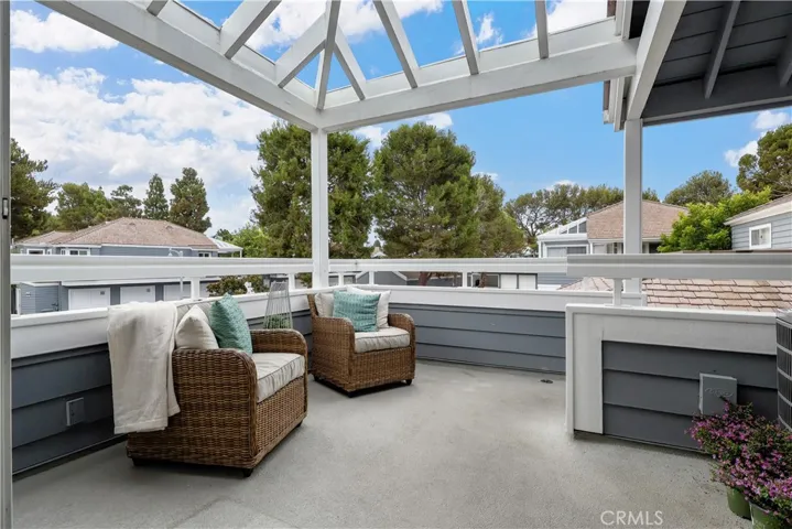 182 Westport 104, Newport Beach, California 92660