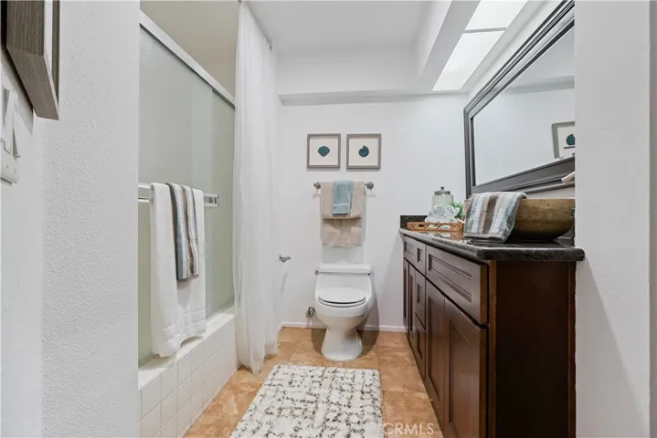182 Westport 104, Newport Beach, California 92660