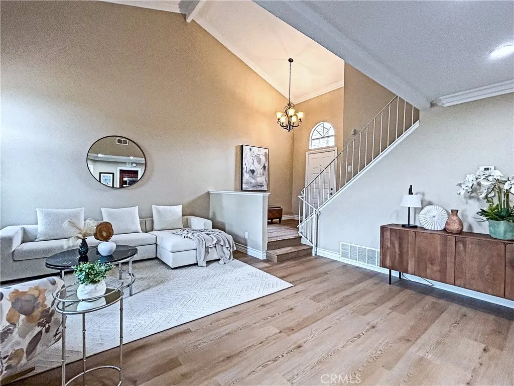 555 Canyon Hill Road, San Dimas, California 91773 home-pic-15