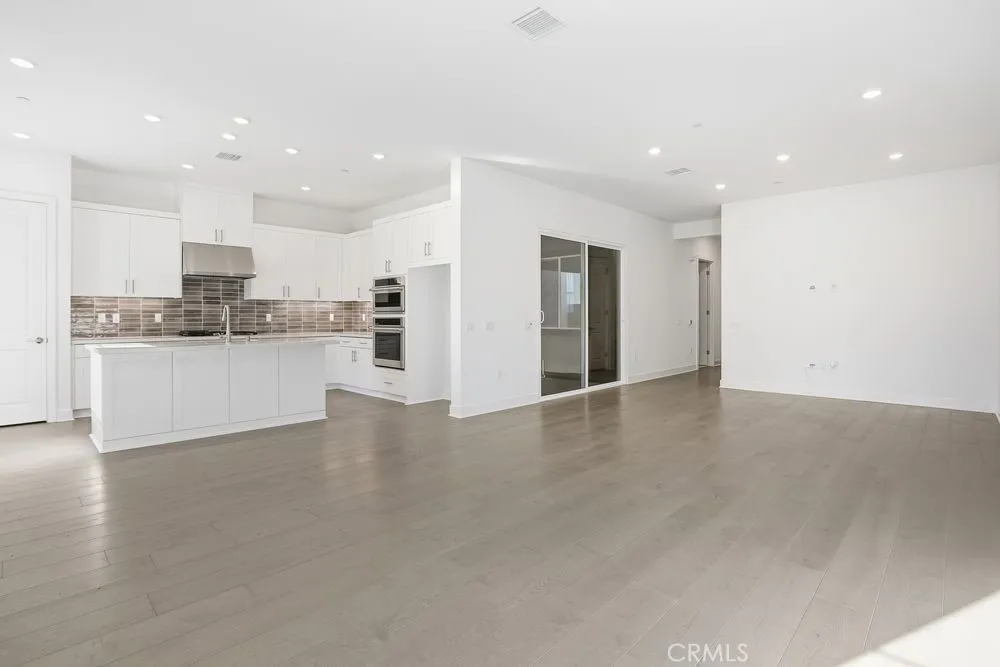 673 Beacon, Irvine, California 92618 home-pic-7