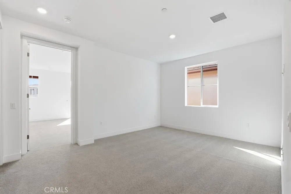 673 Beacon, Irvine, California 92618 home-pic-8