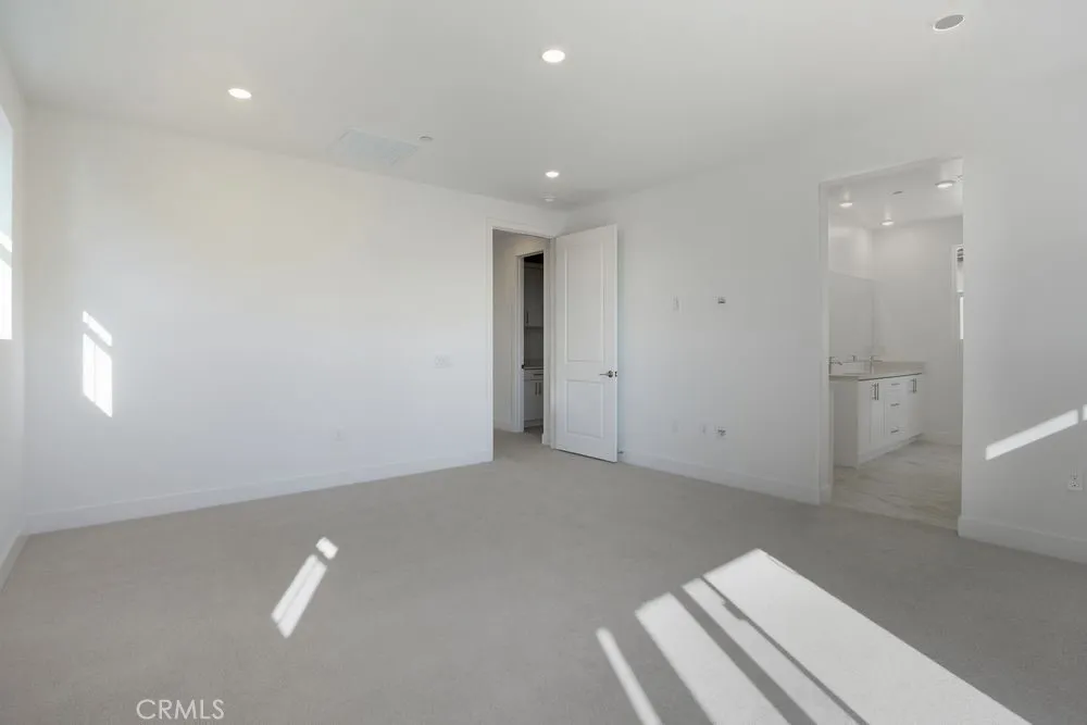673 Beacon, Irvine, California 92618 home-pic-11