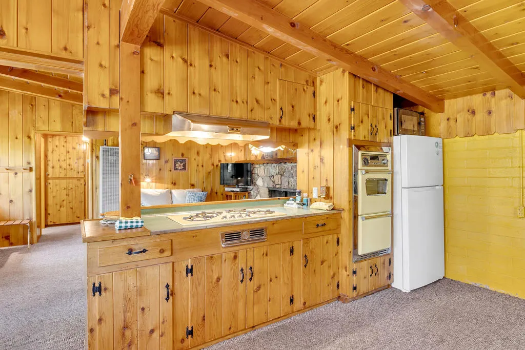25270 Palomar Road, Idyllwild, California 92549 home-pic-16