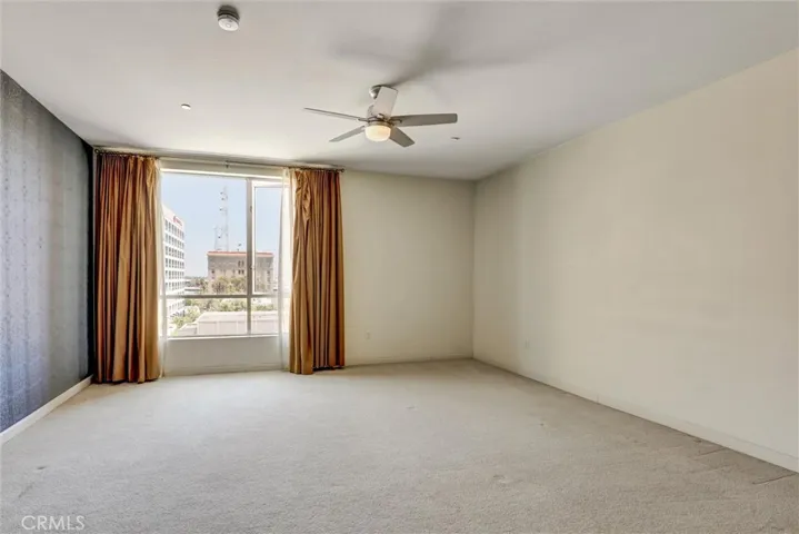 285 W 6th Street 327, San Pedro, California 90731