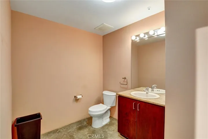 285 W 6th Street 327, San Pedro, California 90731