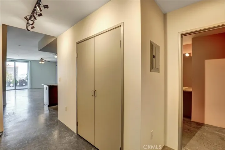 285 W 6th Street 327, San Pedro, California 90731