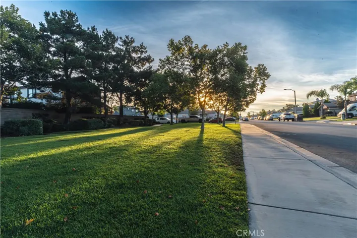 Attractive community greenbelt in the Landings community in Fontana.