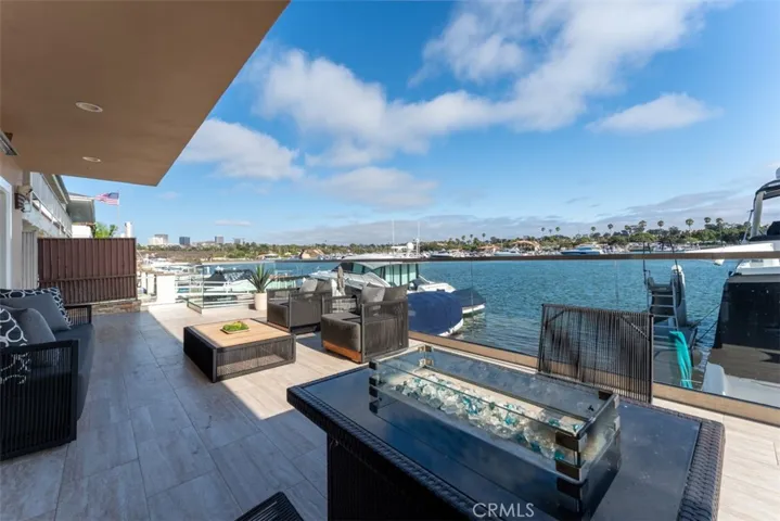 409 Morning Star, Newport Beach, California 92660