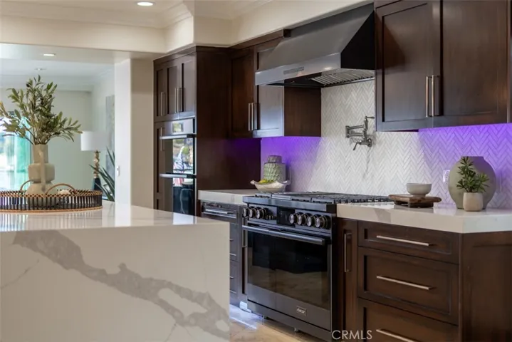 409 Morning Star, Newport Beach, California 92660