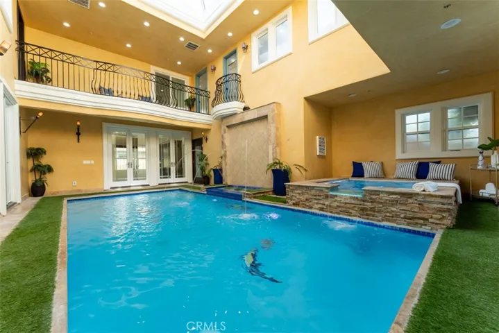 409 Morning Star, Newport Beach, California 92660