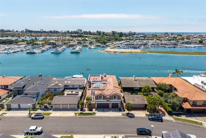 409 Morning Star, Newport Beach, California 92660