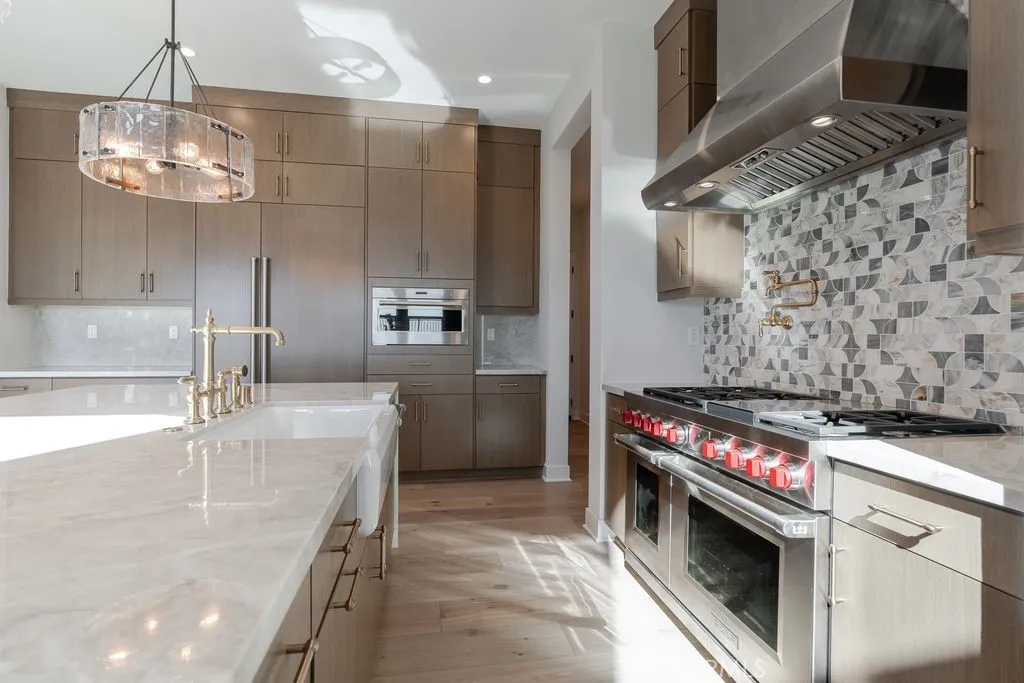 737 Via Arezzo Place, Altadena, California 91001 home-pic-6