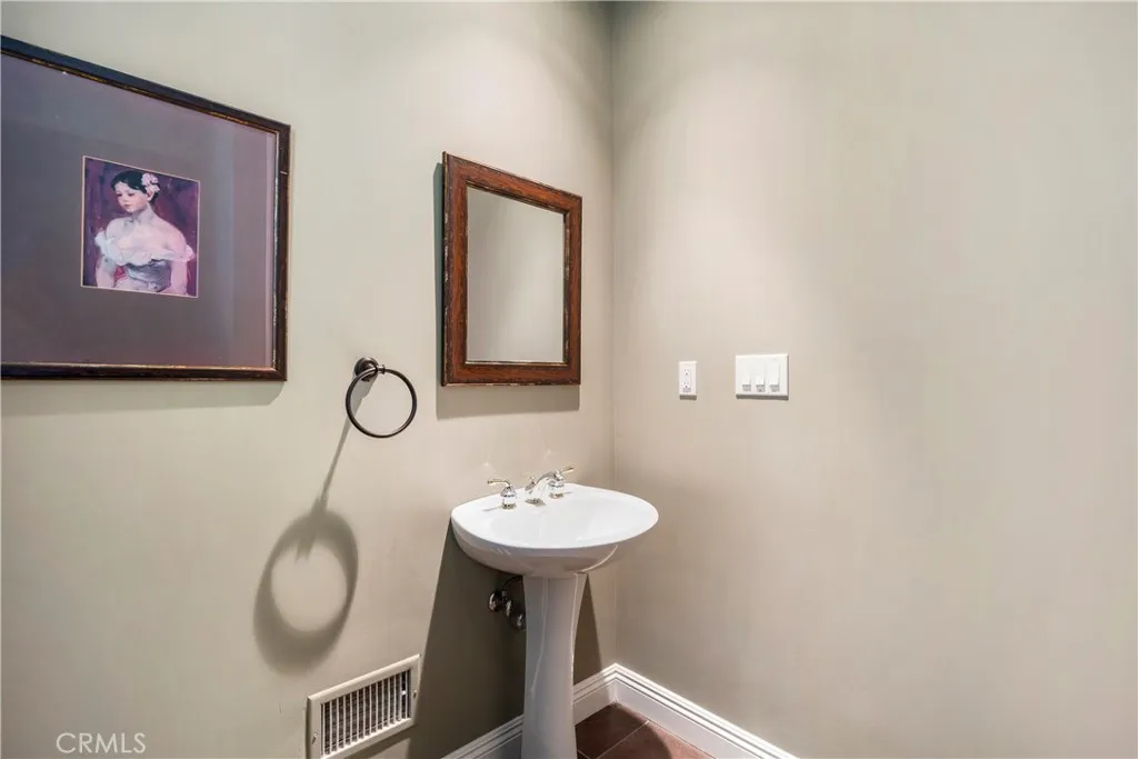 42179 Calle Paramo, Murrieta, California 92562 home-pic-38
