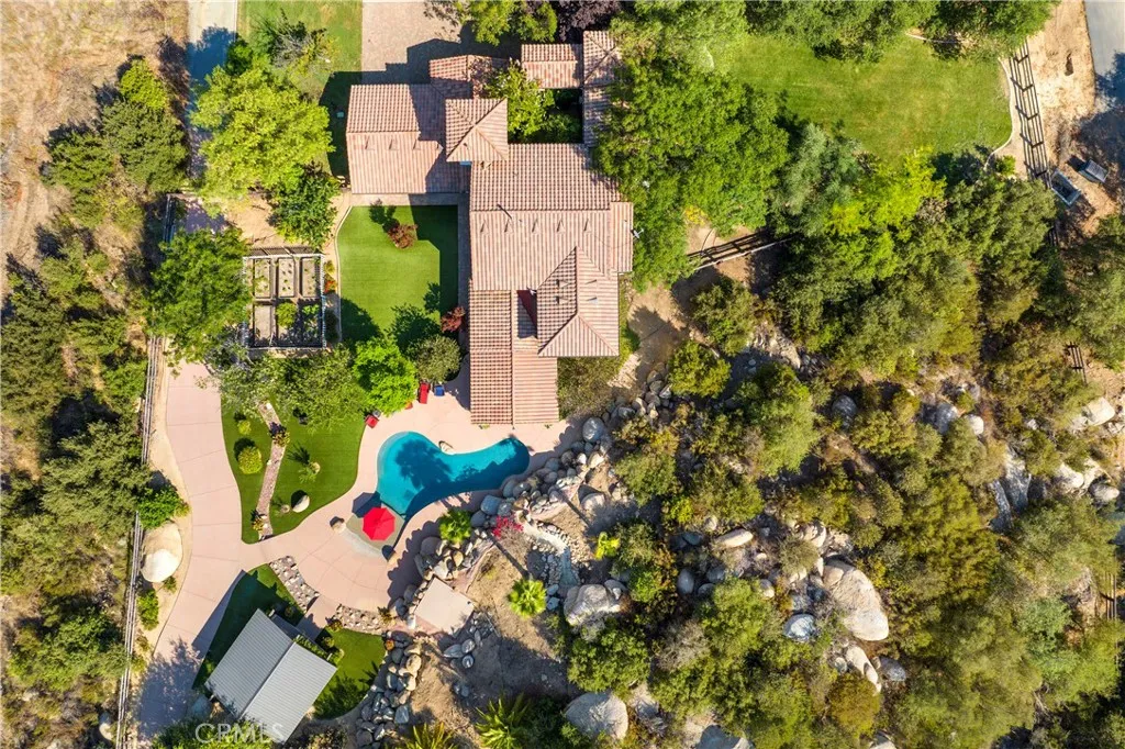 42179 Calle Paramo, Murrieta, California 92562 home-pic-49