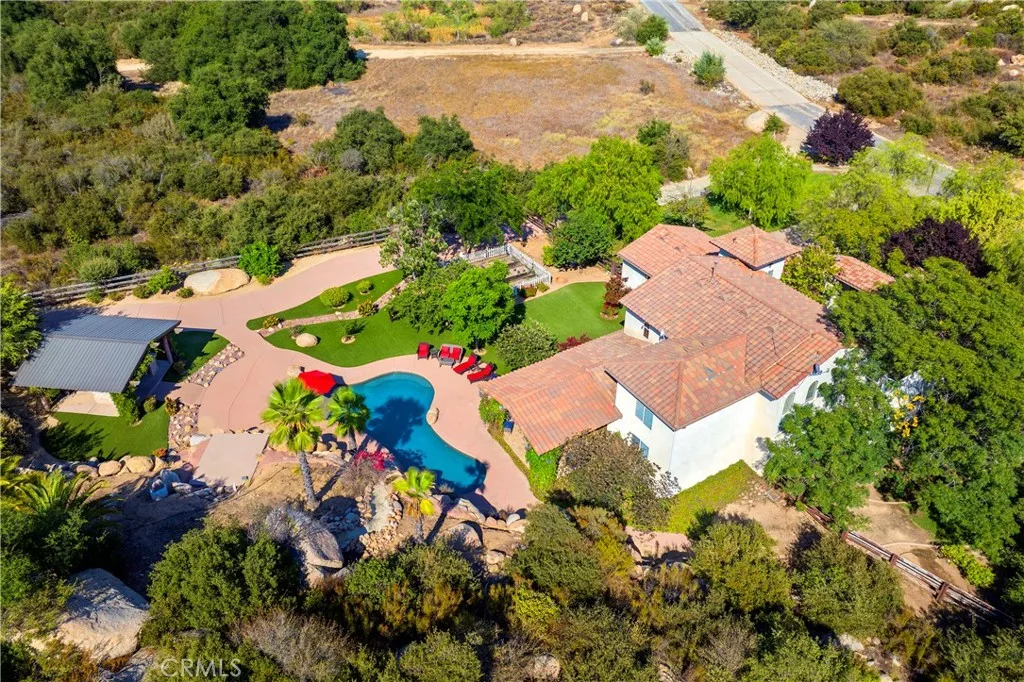 42179 Calle Paramo, Murrieta, California 92562 home-pic-47