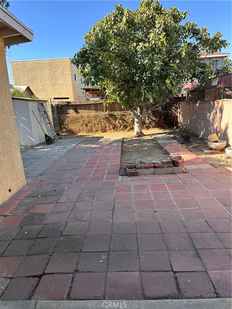 12139 Barnwall Street, Norwalk, California 90650 home-pic-17