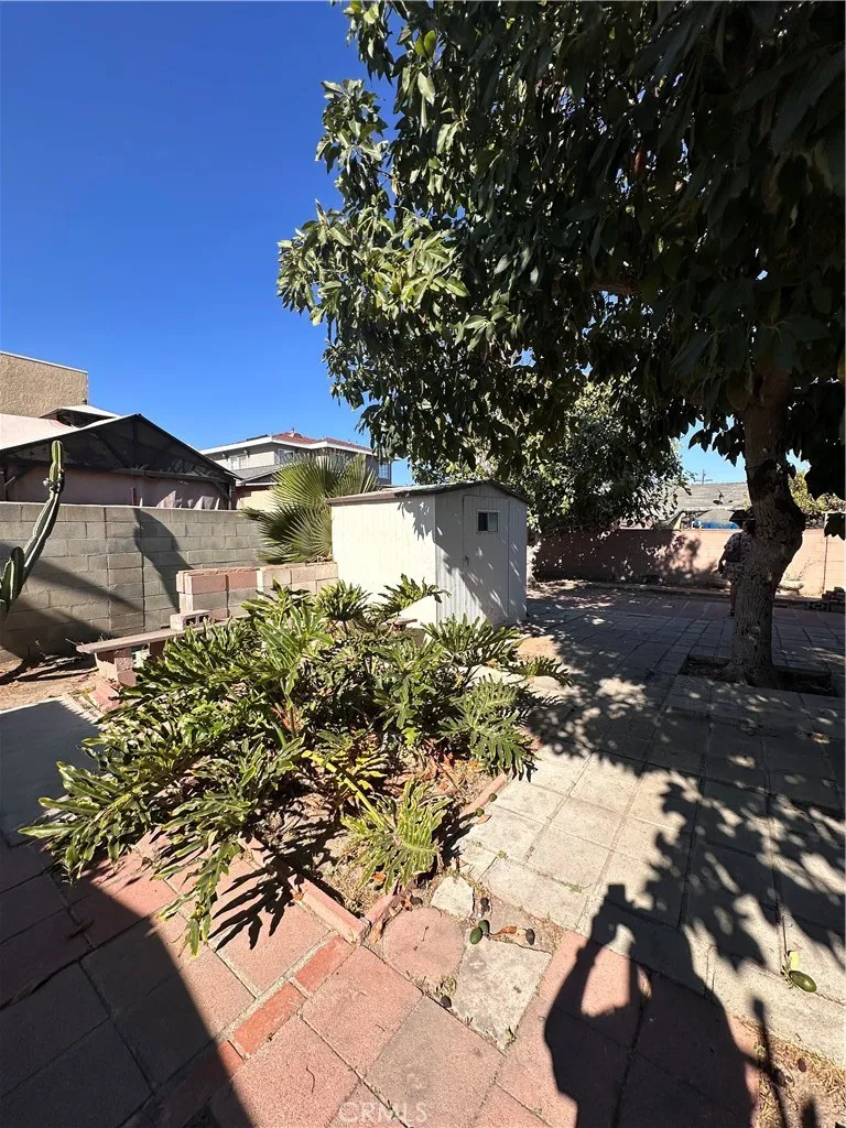 12139 Barnwall Street, Norwalk, California 90650 home-pic-18