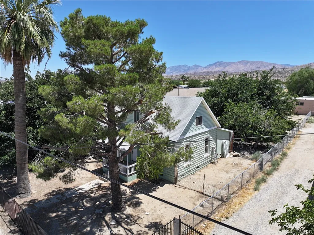 7812 Pearblossom, Littlerock, California 93543 home-pic-30