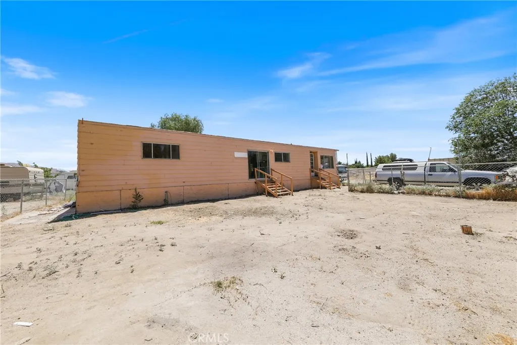 7812 Pearblossom, Littlerock, California 93543 home-pic-27