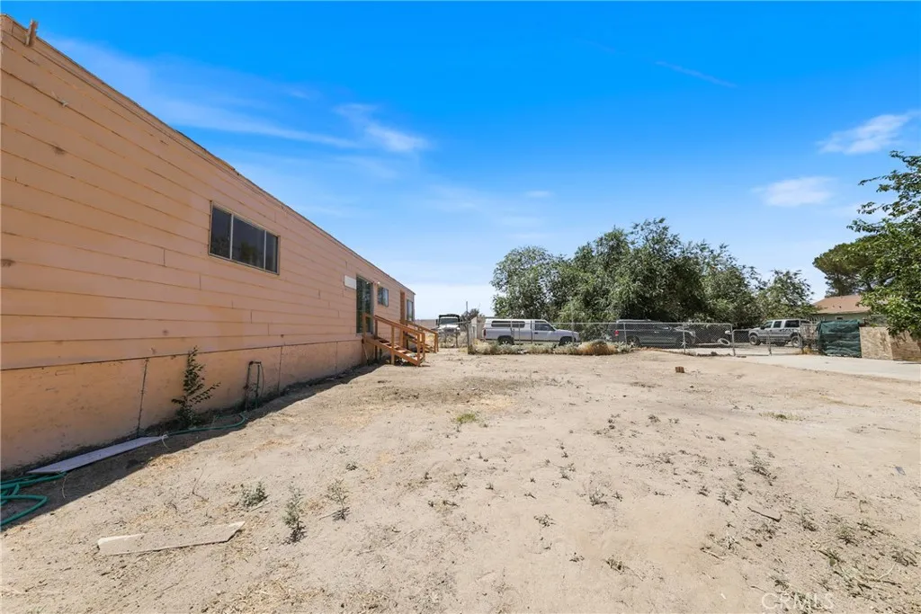 7812 Pearblossom, Littlerock, California 93543 home-pic-26