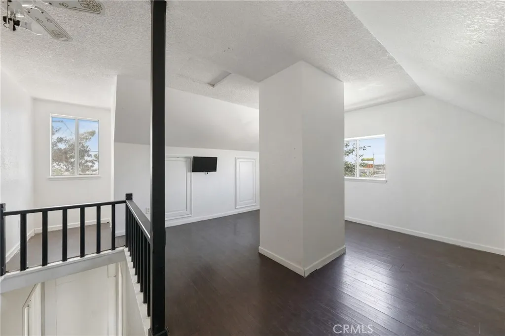 7812 Pearblossom, Littlerock, California 93543 home-pic-14