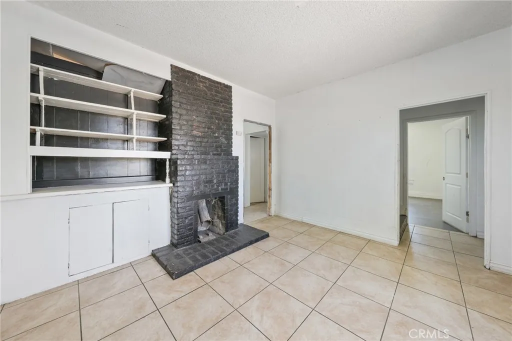 7812 Pearblossom, Littlerock, California 93543 home-pic-3