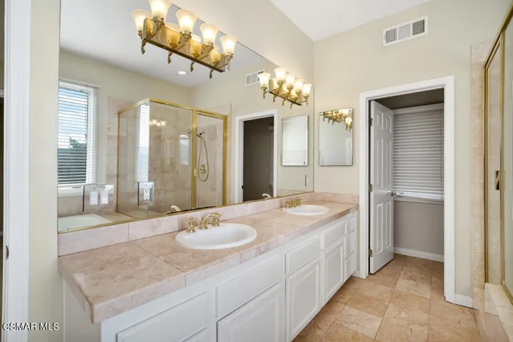 506 Ravensbury St- HsHProd-43