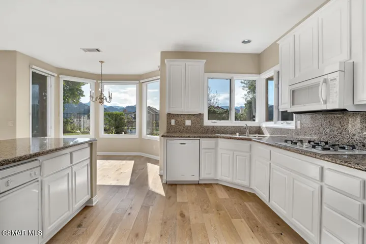 506 Ravensbury St- HsHProd-21