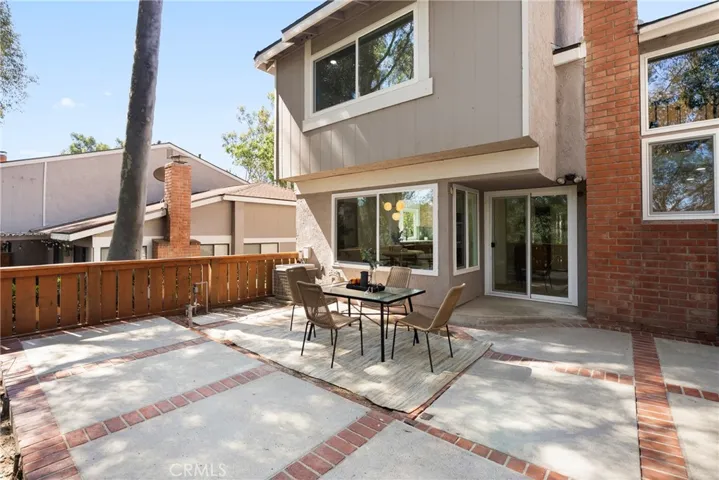 Private Back Patio 2