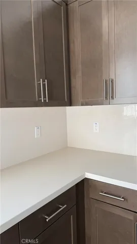 Quartz Full Backsplash in Kitchen