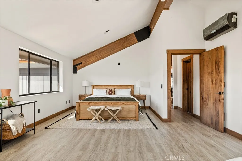 1347 Spruce Lane, Big Bear City, California 92314 home-pic-22