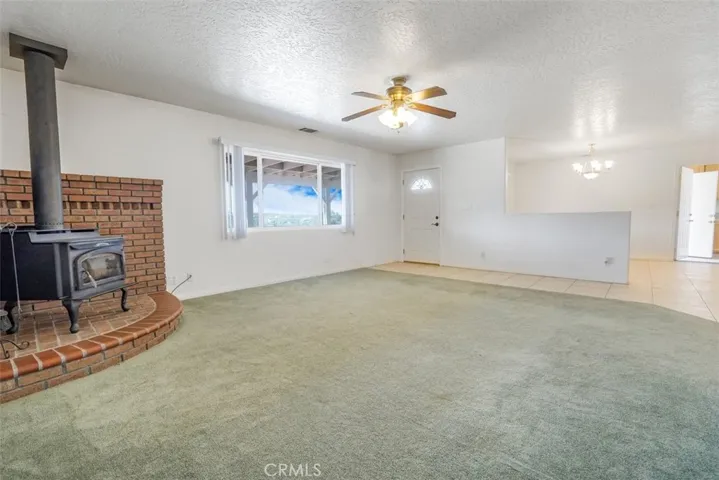 11221 Omelveny Road, Oak Hills, California 92344