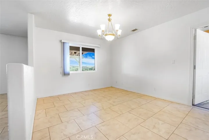 11221 Omelveny Road, Oak Hills, California 92344