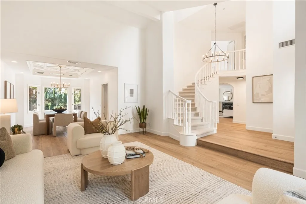 18571 Buena Vista Avenue, Yorba Linda, California 92886, 4 Bedrooms Bedrooms, ,3 BathroomsBathrooms,Residential,For Sale,Buena Vista,OC25186115
